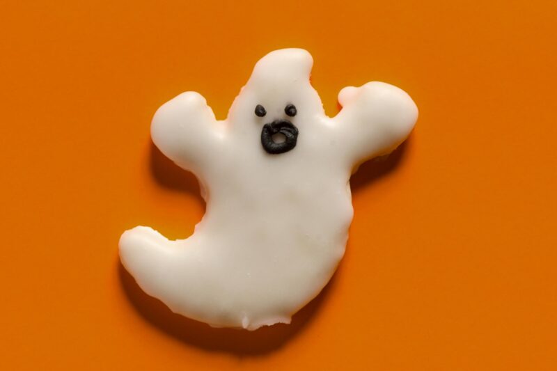 Halloween ghost cookie